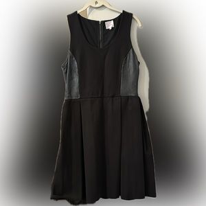 Parker Dress, Lambskin Leather and Knit, Size Large